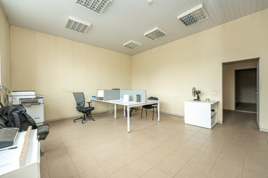 Parduodamos gamybinės, kitos paskirties, paslaugų, prekybos, sandėliavimo patalpos Tujų g., Raudondvario k., Vilniaus r. sav., 925.03 m2 ploto 12