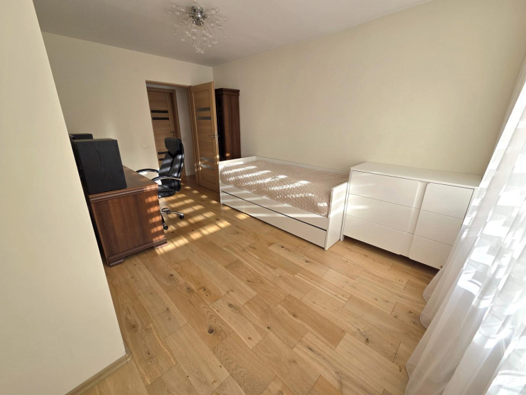 Parduodamas butas Chemikų g., Kėdainių m., Kėdainių r. sav., 86.47 m² ploto 3 kambariai 16