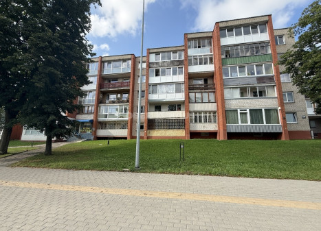 Parduodamas butas Vilniaus g., Šimšė, Šiaulių m., Šiaulių m. sav., 70 m2 ploto, 3 kambariai Parduodamas butas Vilniaus g., Šimšė, Šiaulių m., Šiaulių m. sav., 70 m2 ploto, 3 kambariai