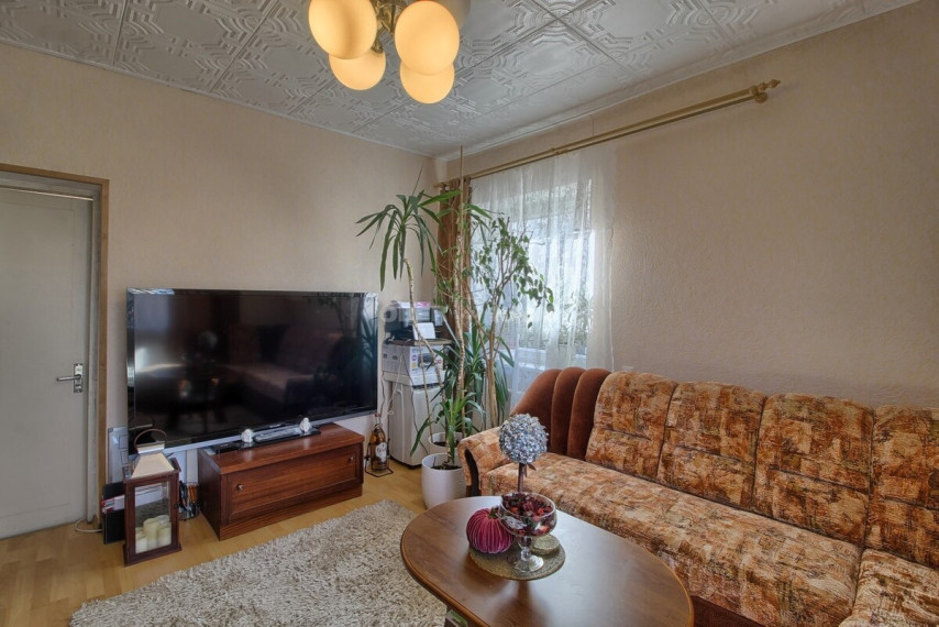 Parduodamas namas Žemaitės g., Centras, Šiaulių m., Šiaulių m. sav., 104.42 m2 ploto, 2 aukštai 13