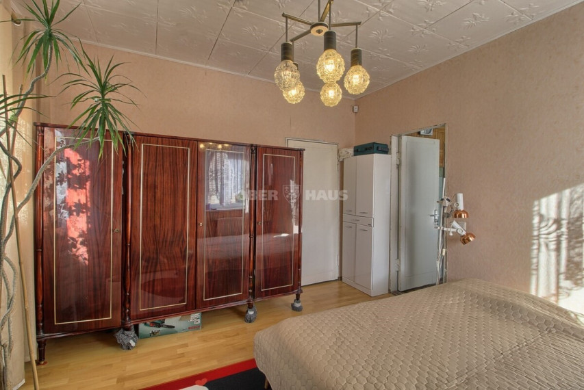 Parduodamas namas Žemaitės g., Centras, Šiaulių m., Šiaulių m. sav., 104.42 m2 ploto, 2 aukštai 15