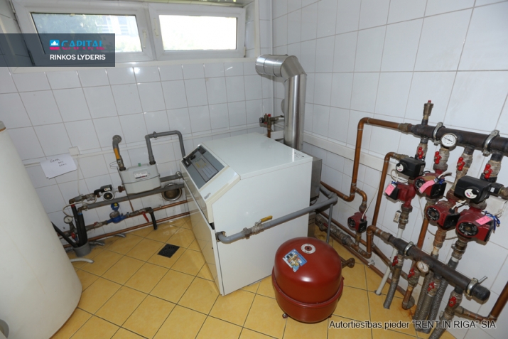 Parduodamas namas Bajāru iela 15 , 400.00 kv.m ploto, 2 Floors 18