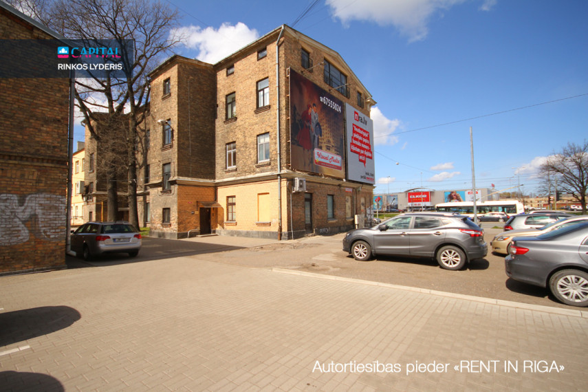 Parduodamas namas Brīvības gatve 226 , 640.00 kv.m ploto, 4 Floors 5