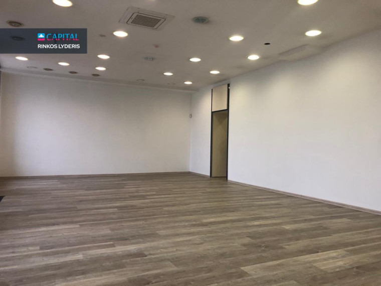 Parduodamas namas Brīvības gatve 226 , 640.00 kv.m ploto, 4 Floors 26