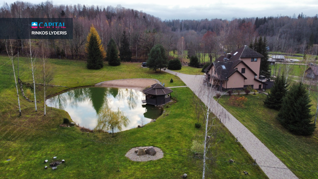 Parduodamas namas 370.00 kv.m ploto, 3 Floors 6