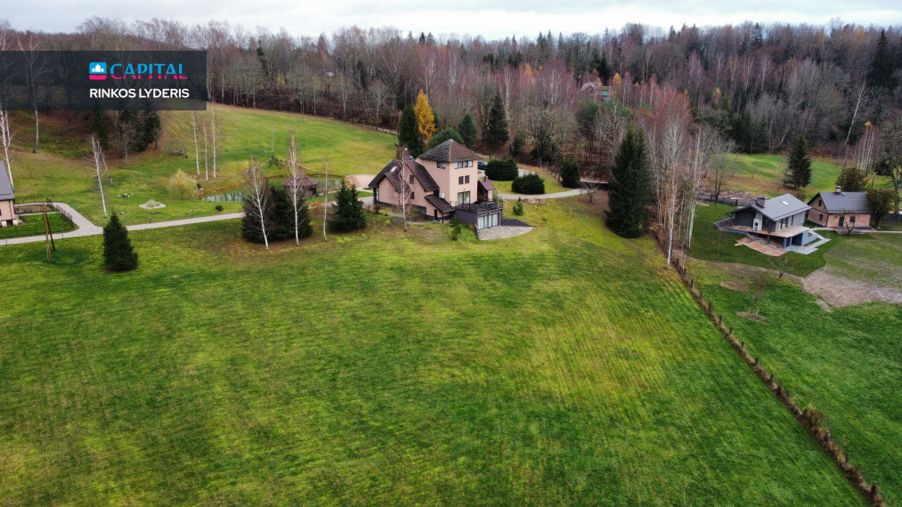 Parduodamas namas 370.00 kv.m ploto, 3 Floors 18