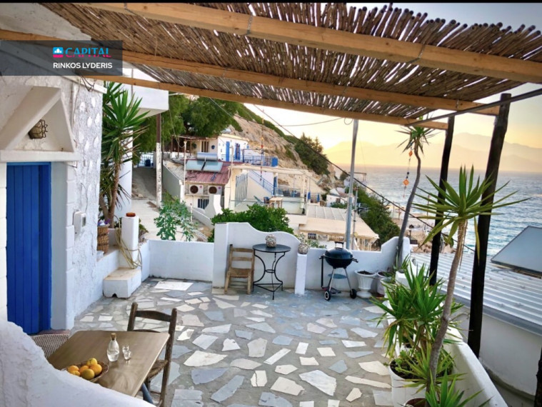 For Sale Detached house 33 m² in Crete 11