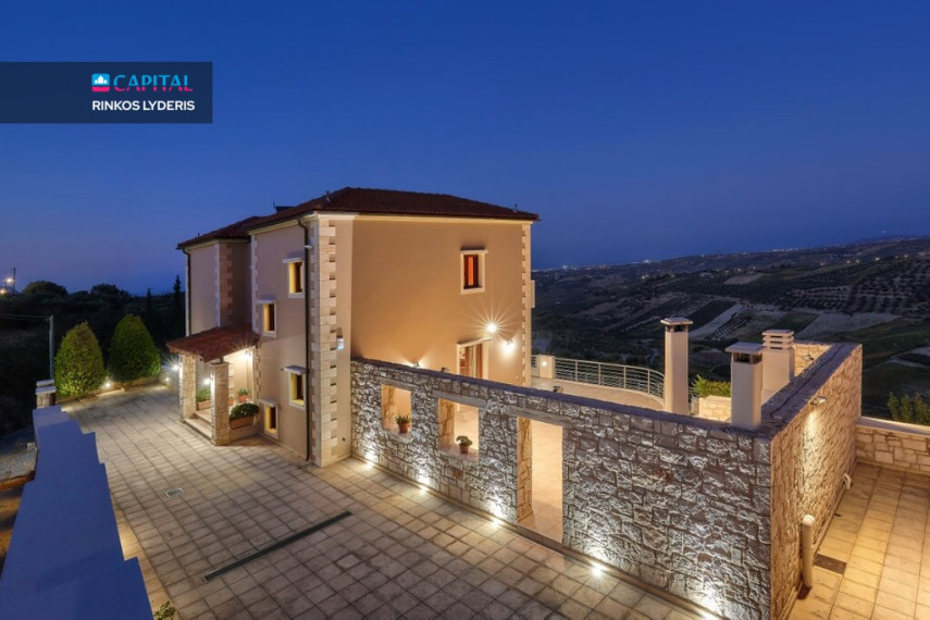 For Sale Villa 380 m² in Crete 2