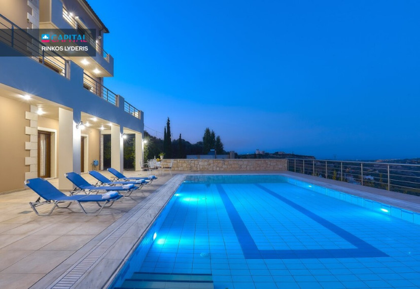 For Sale Villa 380 m² in Crete 3