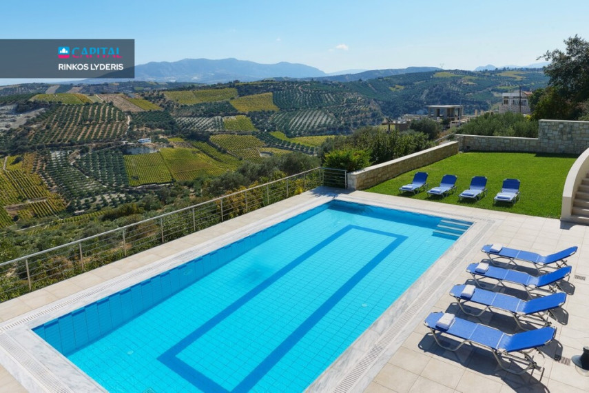 For Sale Villa 380 m² in Crete 7