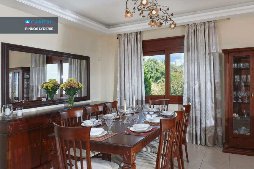 For Sale Villa 380 m² in Crete 13