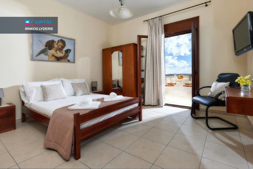 For Sale Villa 380 m² in Crete 25