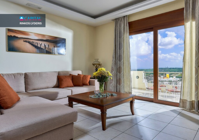 For Sale Villa 380 m² in Crete 35