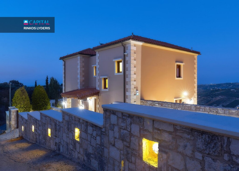 For Sale Villa 380 m² in Crete 47