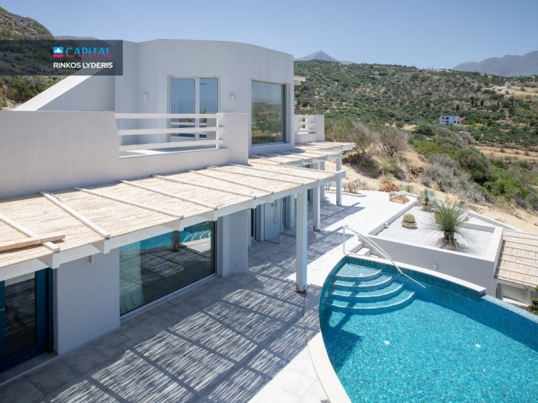 For Sale Villa 288 m² in Crete 4
