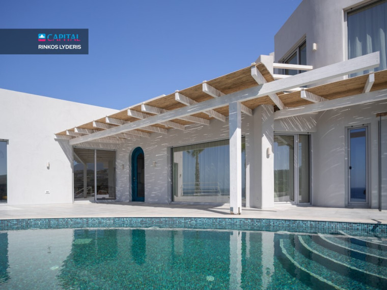 For Sale Villa 288 m² in Crete 6