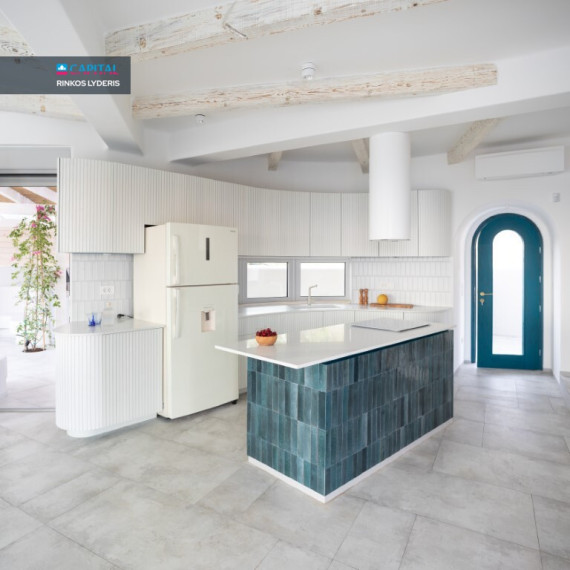 For Sale Villa 288 m² in Crete 14
