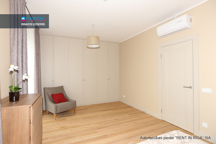Parduodamas namas Sīļukalnu iela 11 , 205.00 kv.m ploto, 2 Floors 6