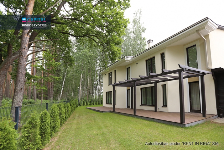 Parduodamas namas Sīļukalnu iela 11 , 205.00 kv.m ploto, 2 Floors 16
