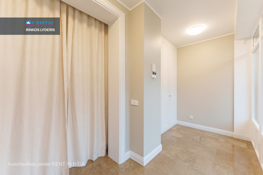 Parduodamas namas Sīļukalnu iela 9 , 360.00 kv.m ploto, 2 Floors 4