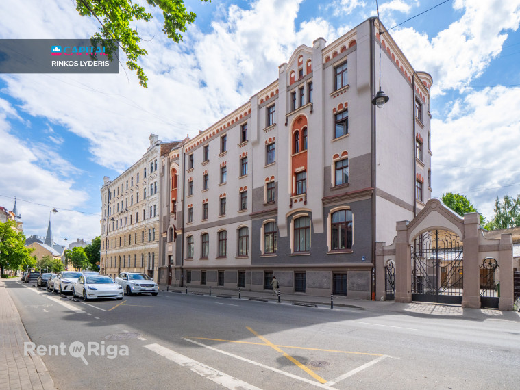 Nuomojamos patalpos Lāčplēša iela 60 , 1462.00 kv.m ploto 1
