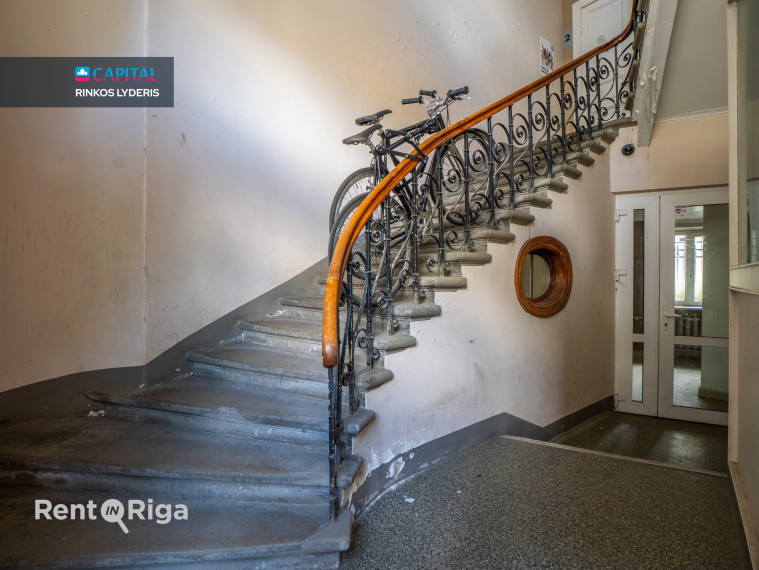 Nuomojamos patalpos Lāčplēša iela 60 , 1462.00 kv.m ploto 9