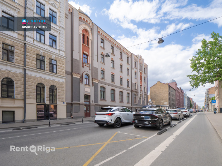 Nuomojamos patalpos Lāčplēša iela 60 , 1462.00 kv.m ploto 39