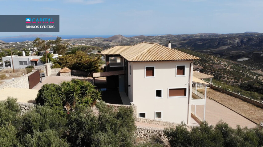 For Sale Villa 360 m² in Crete 2