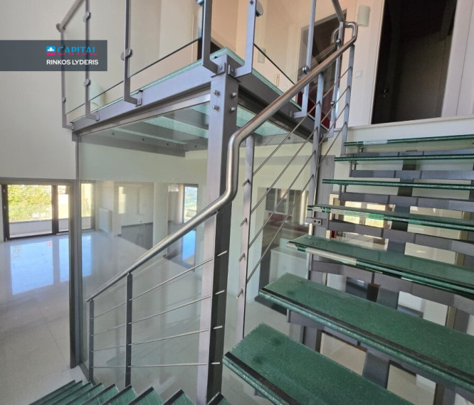 For Sale Villa 360 m² in Crete 10