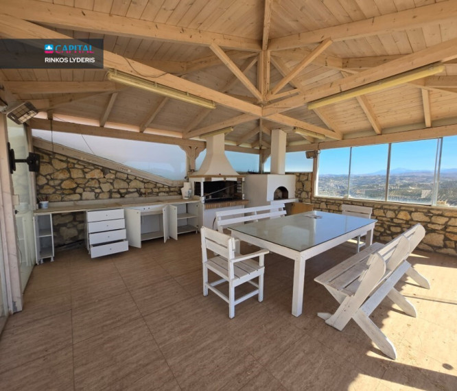 For Sale Villa 360 m² in Crete 14