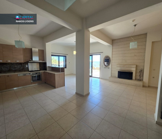 For Sale Villa 360 m² in Crete 31