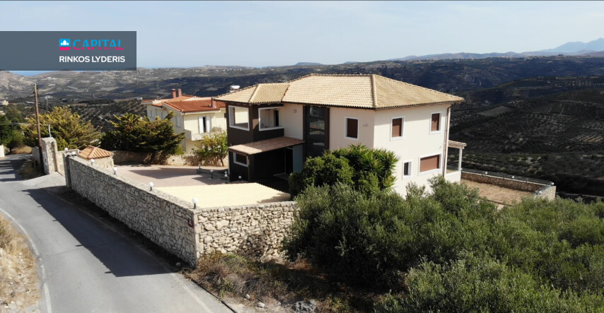 For Sale Villa 360 m² in Crete 37