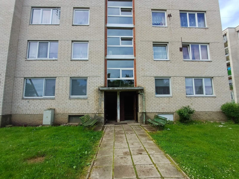 Parduodamas butas Taikos g., Pakiršinio k., Radviliškio r. sav., 33.44 m² ploto 1 kambarys 4