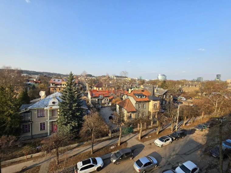 Nuomojamas butas Pušų g., Žvėrynas, Vilniaus m., Vilniaus m. sav., 107 m² ploto 3 kambariai 10