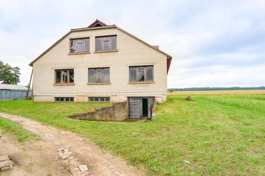 Parduodamas namas Lepšių g., Pažagienių k., Panevėžio r. sav., 383.16 m2 ploto, 2 aukštai 3