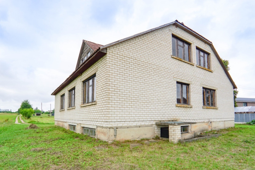 Parduodamas namas Lepšių g., Pažagienių k., Panevėžio r. sav., 383.16 m2 ploto, 2 aukštai 4