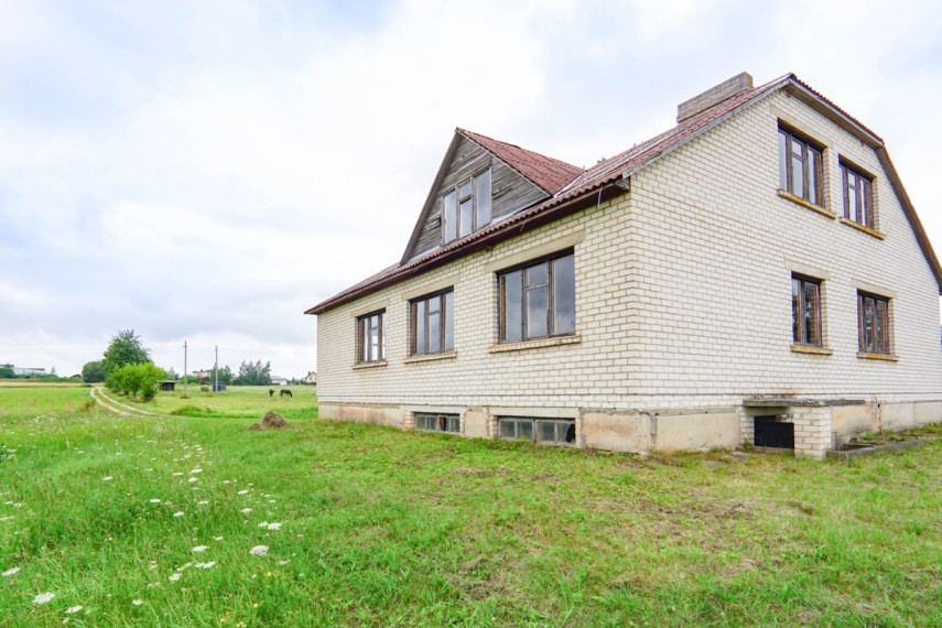 Parduodamas namas Lepšių g., Pažagienių k., Panevėžio r. sav., 383.16 m2 ploto, 2 aukštai 5