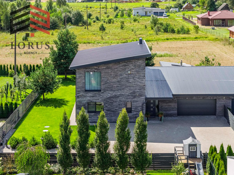Parduodamas namas Vilniaus r. sav., 210 m2 ploto, 2 aukštai 2
