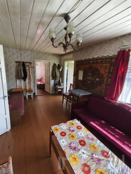 Parduodama sodyba su dideliu žemės ir miško sklypu Utenos raj., Stūglių k. 16