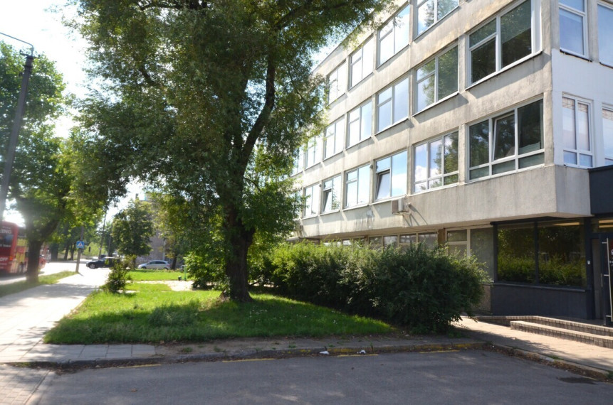 Parduodamas butas Smolensko g., Naujamiestyje, Vilnius, 17 kv.m ploto, 1 kambariai 6