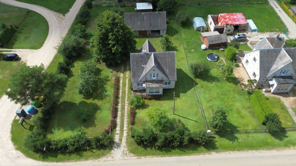 Parduodamas namas Dubysos g., Gėluvos k., Raseinių r. sav., 190 m2 ploto, 2 aukštai 16