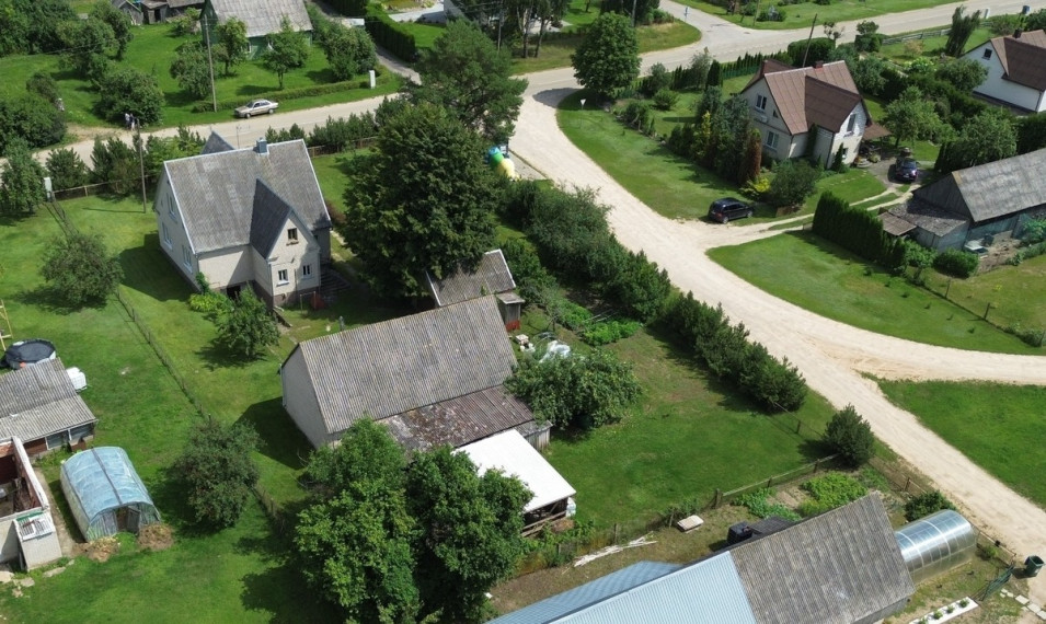Parduodamas namas Dubysos g., Gėluvos k., Raseinių r. sav., 190 m2 ploto, 2 aukštai 19