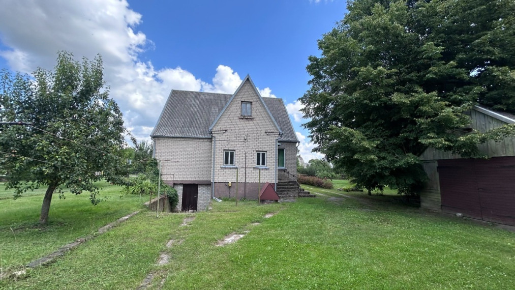 Parduodamas namas Dubysos g., Gėluvos k., Raseinių r. sav., 190 m2 ploto, 2 aukštai 21