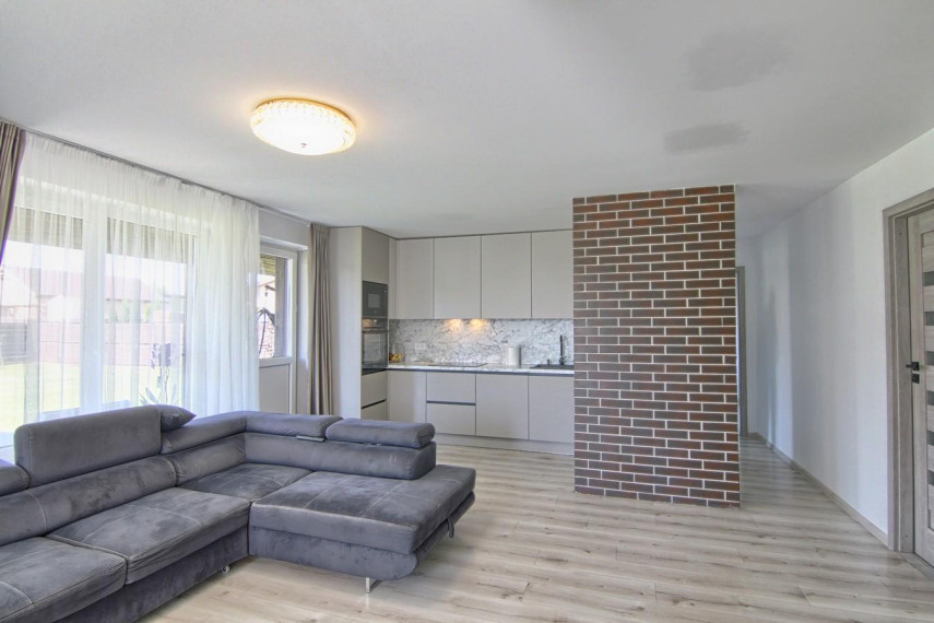 Parduodamas namas Plento g., Noreikių k., Šiaulių r. sav., 79.48 m² ploto 4 kambariai 4