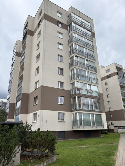 Parduodamas 3 kambarių butas puikioje vietoje Žirmūnų g., Vilnius, 63.48 kv.m ploto 24