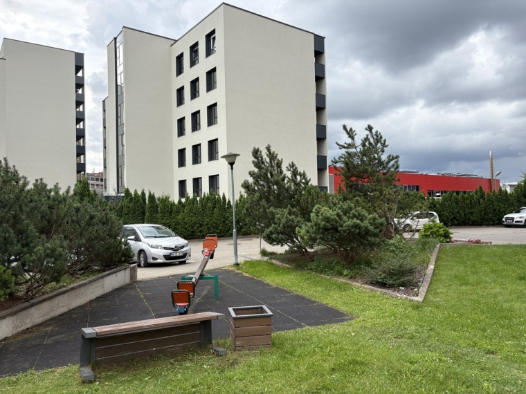 Parduodamas 3 kambarių butas puikioje vietoje Žirmūnų g., Vilnius, 63.48 kv.m ploto 30