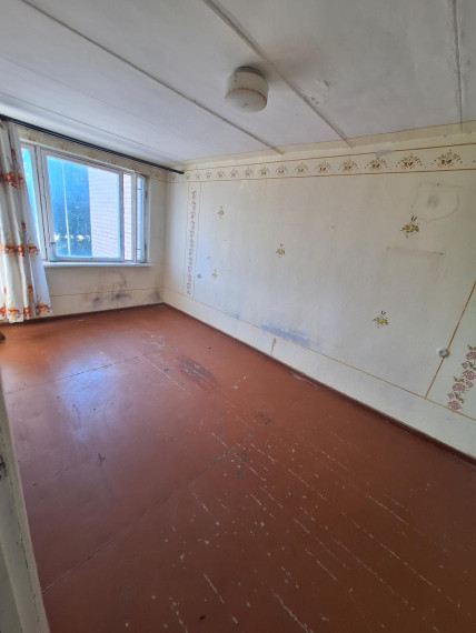 Parduodamas butas S. Daukanto g., Ukmergės m., Ukmergės r. sav., 48.00 m² ploto 2 kambariai 5