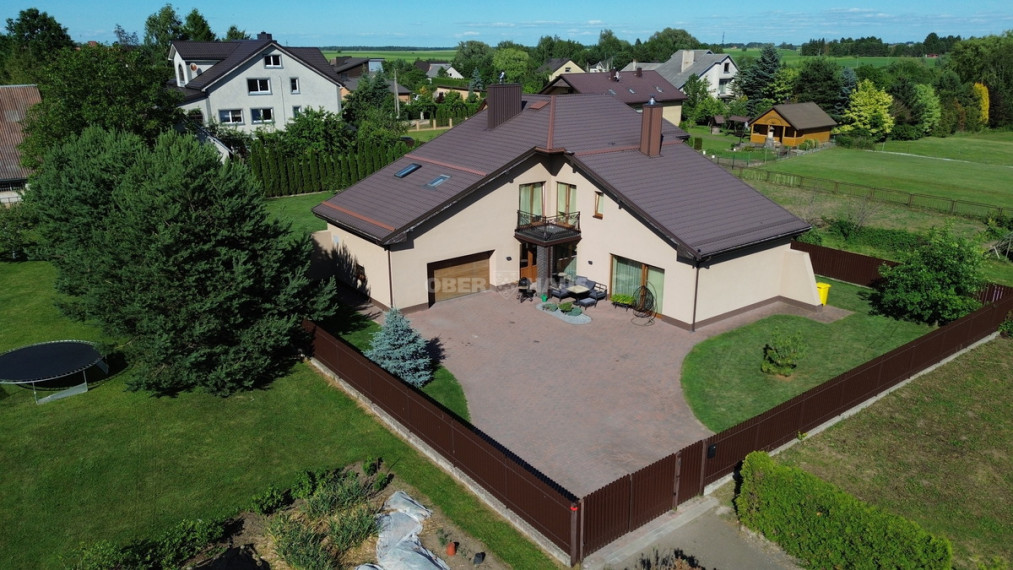 Parduodamas namas Žiburių g., Ginkūnų k., Šiaulių r. sav., 242.11 m2 ploto, 2 aukštai 1