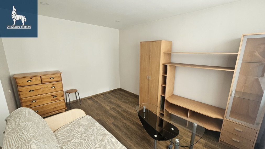 Nuomojamas butas Žirmūnų g., Žirmūnai, Vilniaus m., Vilniaus m. sav., 21 m2 ploto, 1 kambariai 4