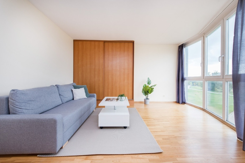 Nuomojamas butas P. Žadeikos g., Fabijoniškės, Vilniaus m., Vilniaus m. sav., 42 m2 ploto, 1 kambariai 6